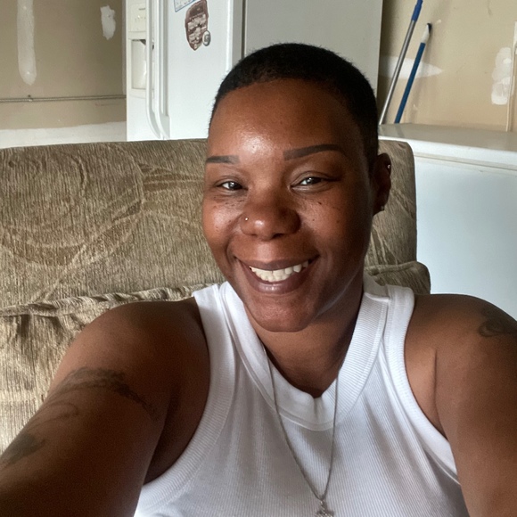 Meet your Posher, Kenwynna - Picture 1 of 1